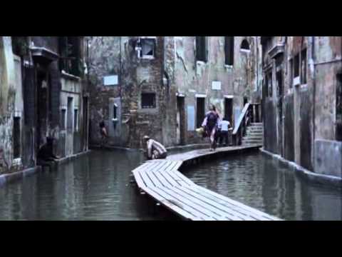 Yuppi Du - Silvia non e' morta, e' ritornata dal canal