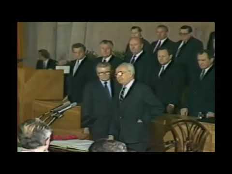 Czechoslovak Anthem - Gustáv Husák Presidential Inauguration