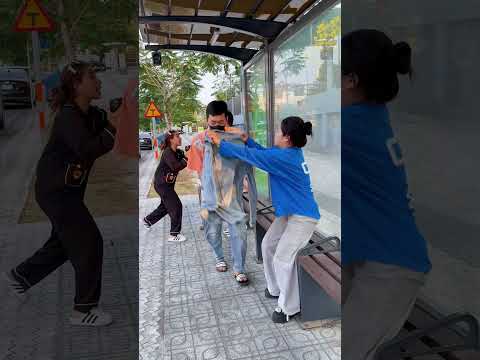 3T - Hero With A Bag #3T #shorts #kindness