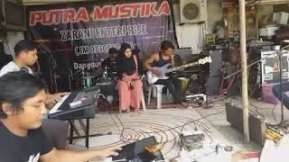 Download lagu Suara merdu anak rantau cover TERHANYUT DALAM KEMESRAAN putra mutika mp3 Download lagu Suara merdu anak rantau cover TERHANYUT DALAM KEMESRAAN putra mutika mp3