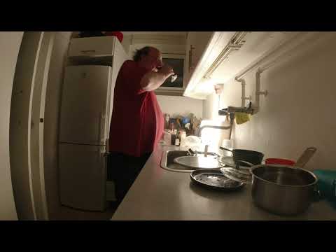 MongoTV_7657 - Del 21 - FORKØLET OG FRYSER OG TÆNDER 2000 WATT VARMELUFTSBLÆSER I STUEN