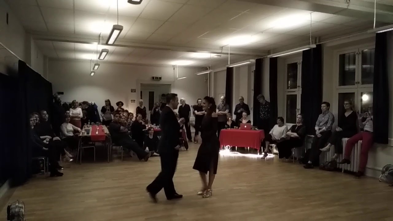 "Cantemos corazón" - Agustina Gómez y Alejandro Lencina