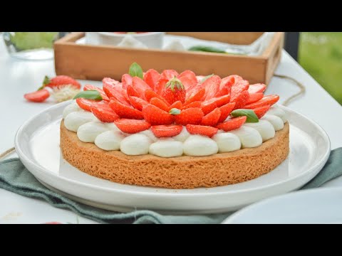 Strawberry and basil tart on Breton shortbread