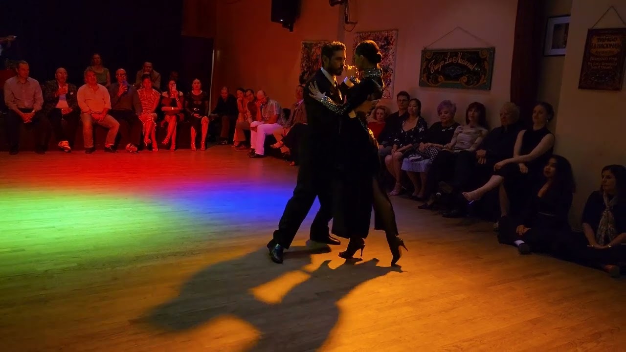 Video thumbnail for Argentine tango: Martin Almiron & Delfina Rivas - El Último Café