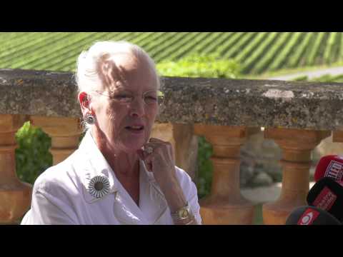 Sådan kom dronning Margrethe gennem sorgen over prins Henrik