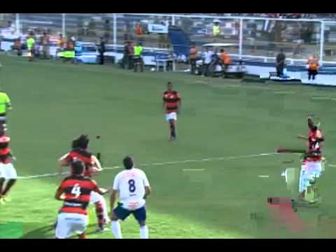Flamengo 1 x 0 Friburguense  -  Lance 1º tempo 18/03/2012