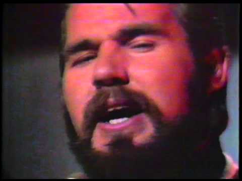 Kenny Rogers & First Edition - Just Dropped In  - (Live Vocal)