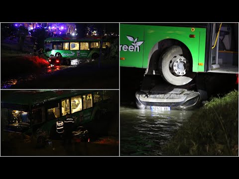 "A janë gjallë? Zot shpëtoji"- Makina me dy persona përmbys në ujë! Autobusi sipër mjetit në Lanë