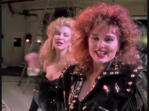 CHICASSS - Mañana (Official Video, 1989)