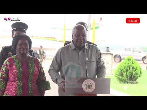 Mahama Pauses Speech as Aircraft Noise Interrupts Arrival Address in Ghana