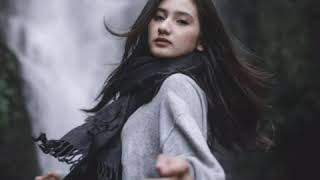 Download lagu STORY WA || LITERASI 30 DETIK || DJ KUMENANGIS MEMBAYANGKAN || ROSSA - HATI YANG KAU SAKITI mp3