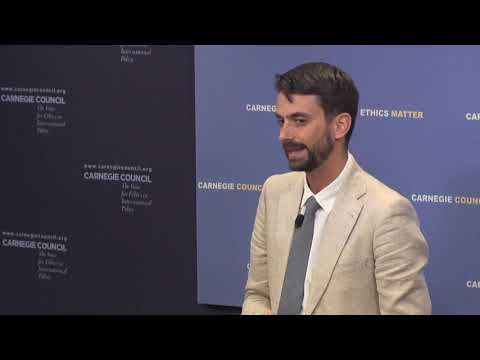 Extracto conferencia Arthur Holland Michel: The Future of Surveillance Technology