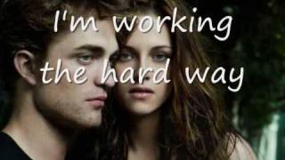 Robert Pattinson To Roam With Lyrics