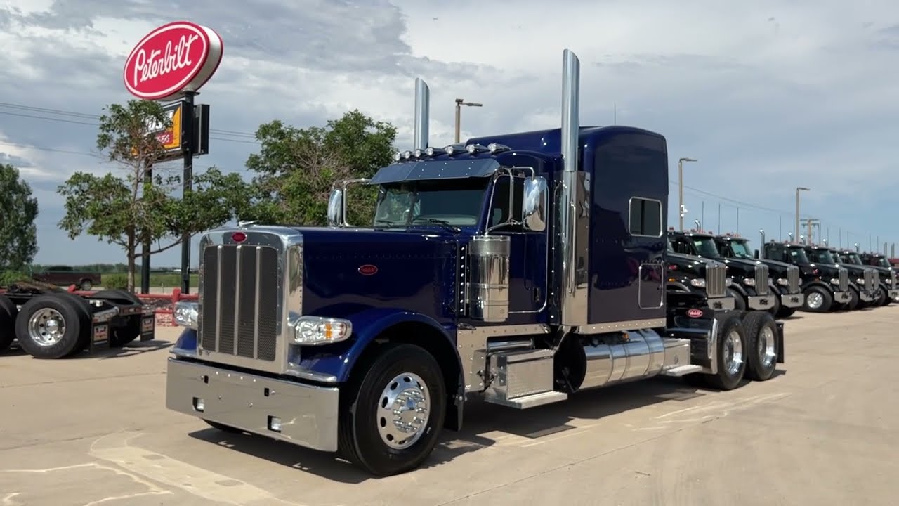 One of the last 389's!  2024 Peterbilt 389 in Diamond Blue, 605HP/2050TQ 18 speed, Loaded!