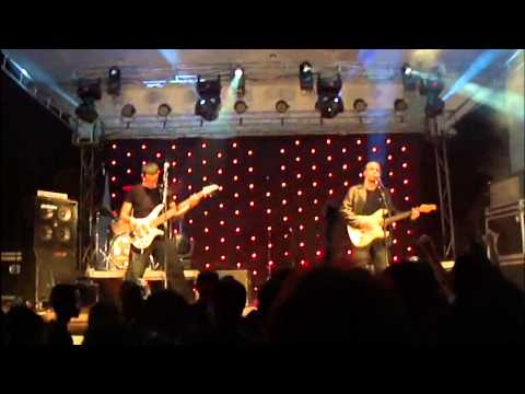 Kolisseum - Enter Sandman (Metallica cover) - Rock e Consciência VI - 13/07/2013