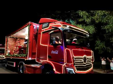 O Natal vem vindo, vem vindo o Natal, caminhões da Coca Cola em Presidente Prudente SP 2021