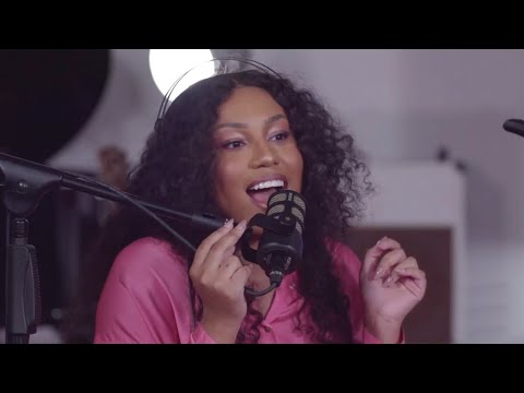 Talita Cipriano cantando "Eu Não Vou" do Fat Family [LIVE]