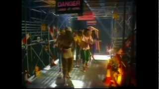 Legs &amp; Co - &#39;Working My Way Back To You&#39; Top Of The Pops Detroit Spinners