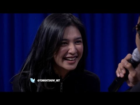 Tatap Mata Mikha Tambayong, Para Lelaki Susah Mikir