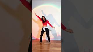 Aga Bai just hits different! Bollywood feels 🔥in every thumka #bollywooddance #viraldance #shorts