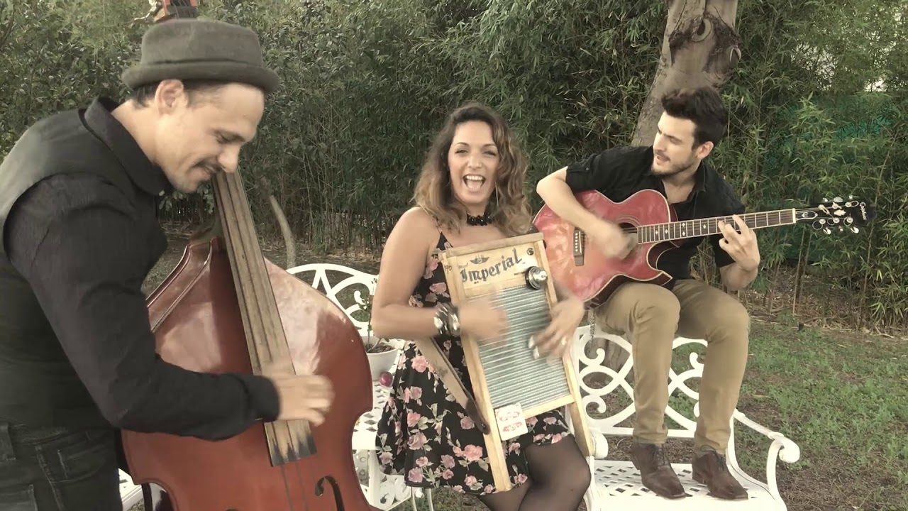 Alapar - Blue Moon of Kentucky