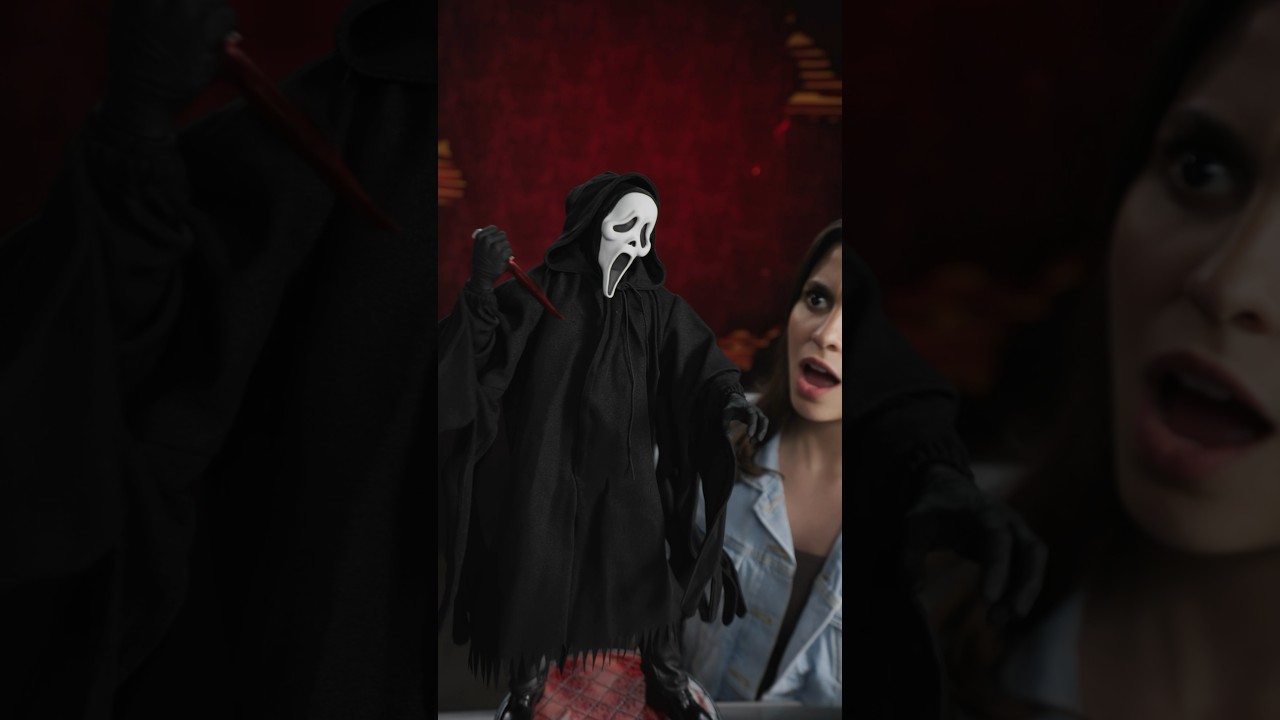 Scream Fans NEED to See This HUGE Ghost Face Unboxing 😱