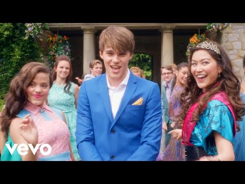 Descendants Cast - Be Our Guest (From 
