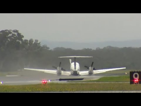 WATCH: Plane makes miraculous landing with failed landing gear