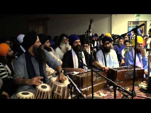 Bhai Gurloveleen Singh Coventry Rhensabhi December 2014 | Shabad Gurbani Keertan