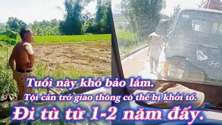 Ông bác vô lý thật. Chăc muốn đi trại chơi à