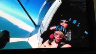 Mariah skydiving!