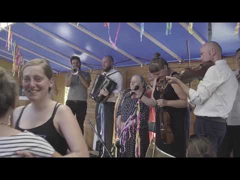 Świetokrzyskie tańczy! | Maria Kowalik i Tęgie Chłopy