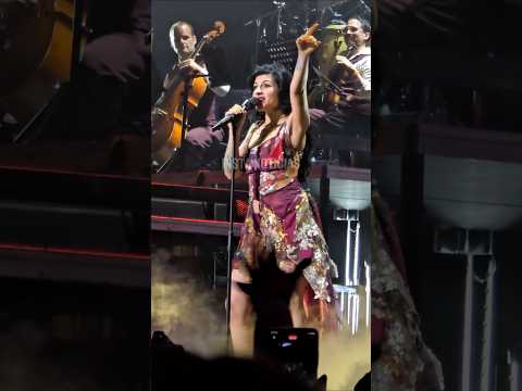 Cazzu sings with Otra live #cazzu