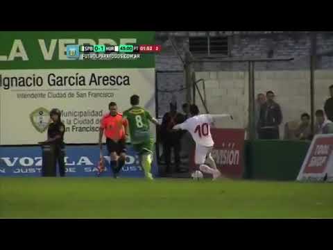 Tremendo caño del pity Martínez