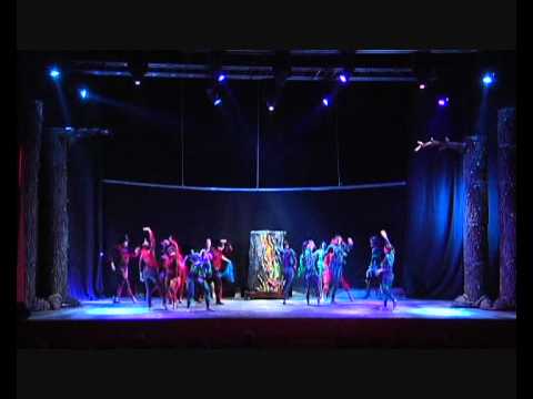 Galleggiando - Pinocchio il musical - Associazione Musicalmente