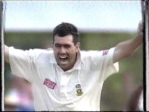 Grimsby Town 0   0 Ipswich Town August 1998 1st half