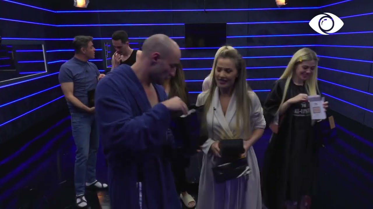 Zarfi/ Maison de Parfume dhuron parfum për çdo banor