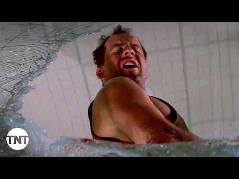John McClane (Bruce Willis) Drops a Body To Warn Sgt. Powell [CLIP] | Die Hard | TNT