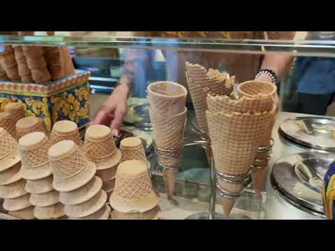 COMIDA DE RUA. A MELHOR GELATERIA DE BOBOLOGNA. LUGAR PARA VISITAR. Itália 4k - Guia de viagem. #Italy