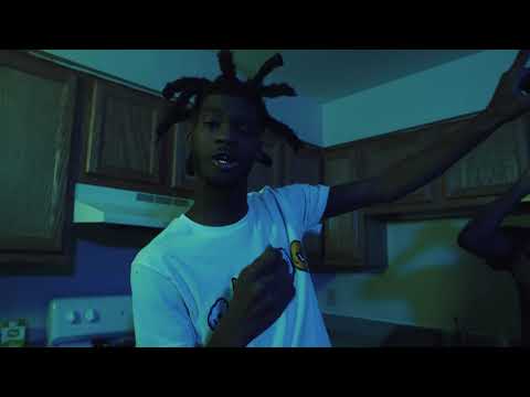 TrapLifeLadoe - Tripping (Official Video)