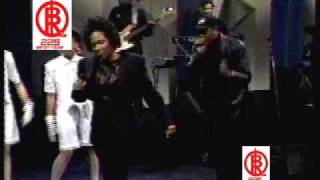 Michel&#39;le  feat Dr. Dre &quot;Nicety&quot; LIVE!-1990-Extra Verses (Rare)