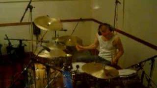 Jungle drumming (studio)
