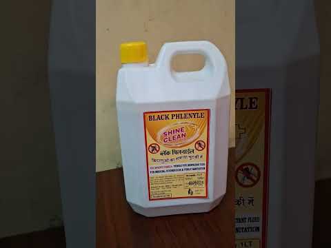 Black floor cleaner  1 litre