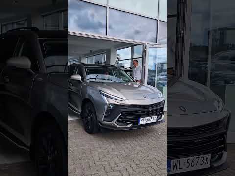 Zobacz jak FORTHING T-FIVE wyjeżdża z salonu!