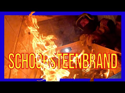 Flinke schoorsteenbrand - VOLUNTEERS DUTCH FIREFIGHTERS -