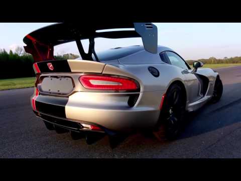 Dodge Viper ACR sets 13 track lap records