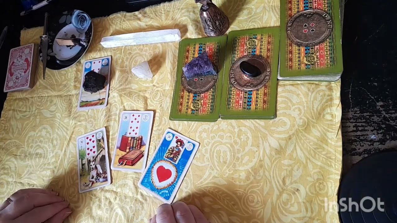 BARALHO CIGANO RESPONDE - AMOR E TRABALHO PARA O SEMESTRE