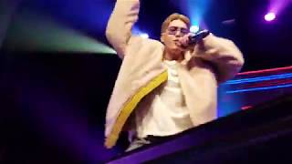 18115 B.A.P Forever in Chicago - Howler (Zelo Solo)