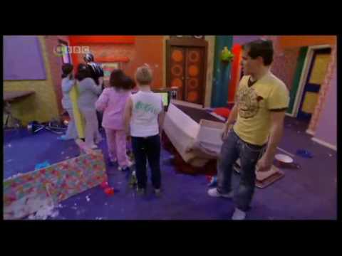Dick and Dom in da Bungalow - Dom's in a bad mood!