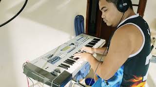 Video thumbnail for Yamaha MO6 All Piano and Epiano sounds by Jay Oganiza